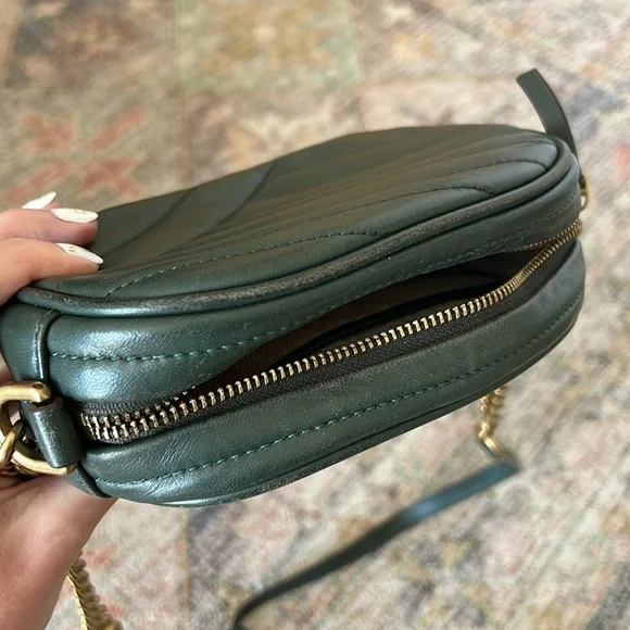 Tory Burch Kira Chevron Small Camera Bag - Picture 6 of 7